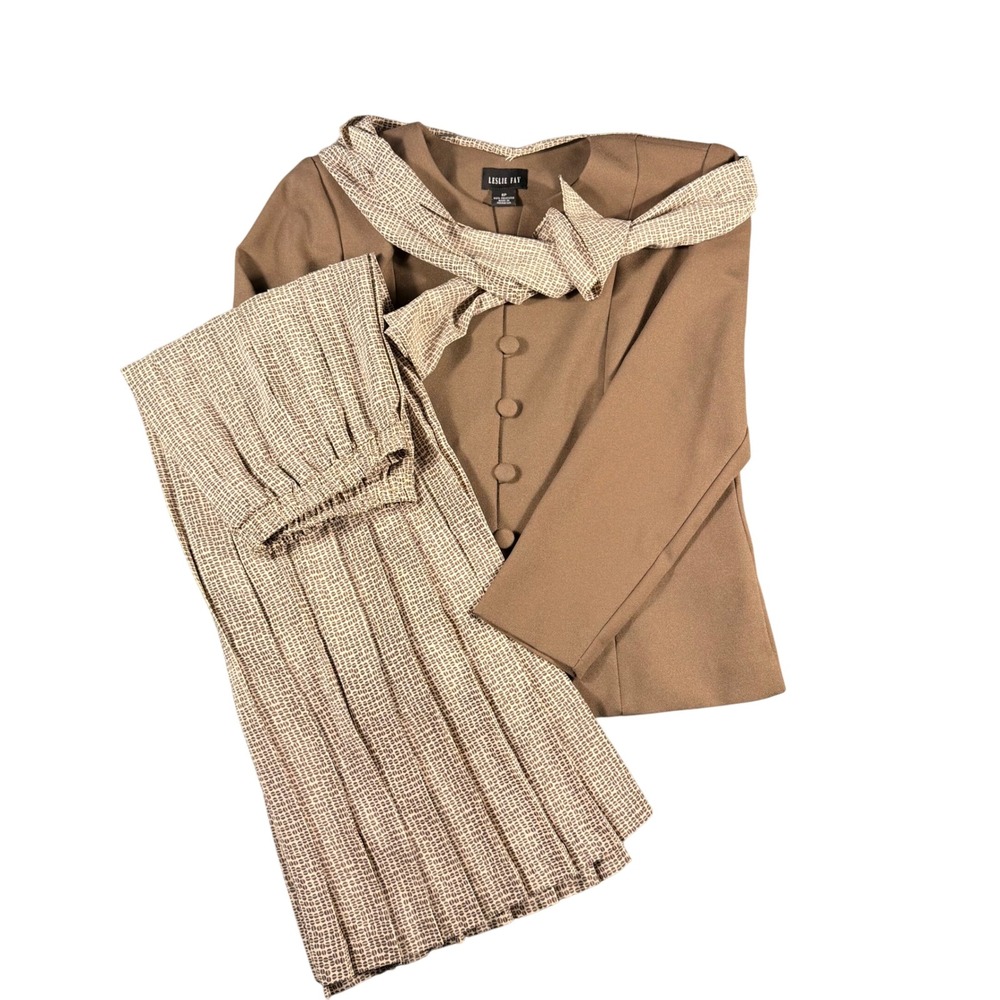Leslie Fay 2 Piece Skirt Set Tan Brown Pleated Midi Skirt‎ Jacket Scarf Neck 8P